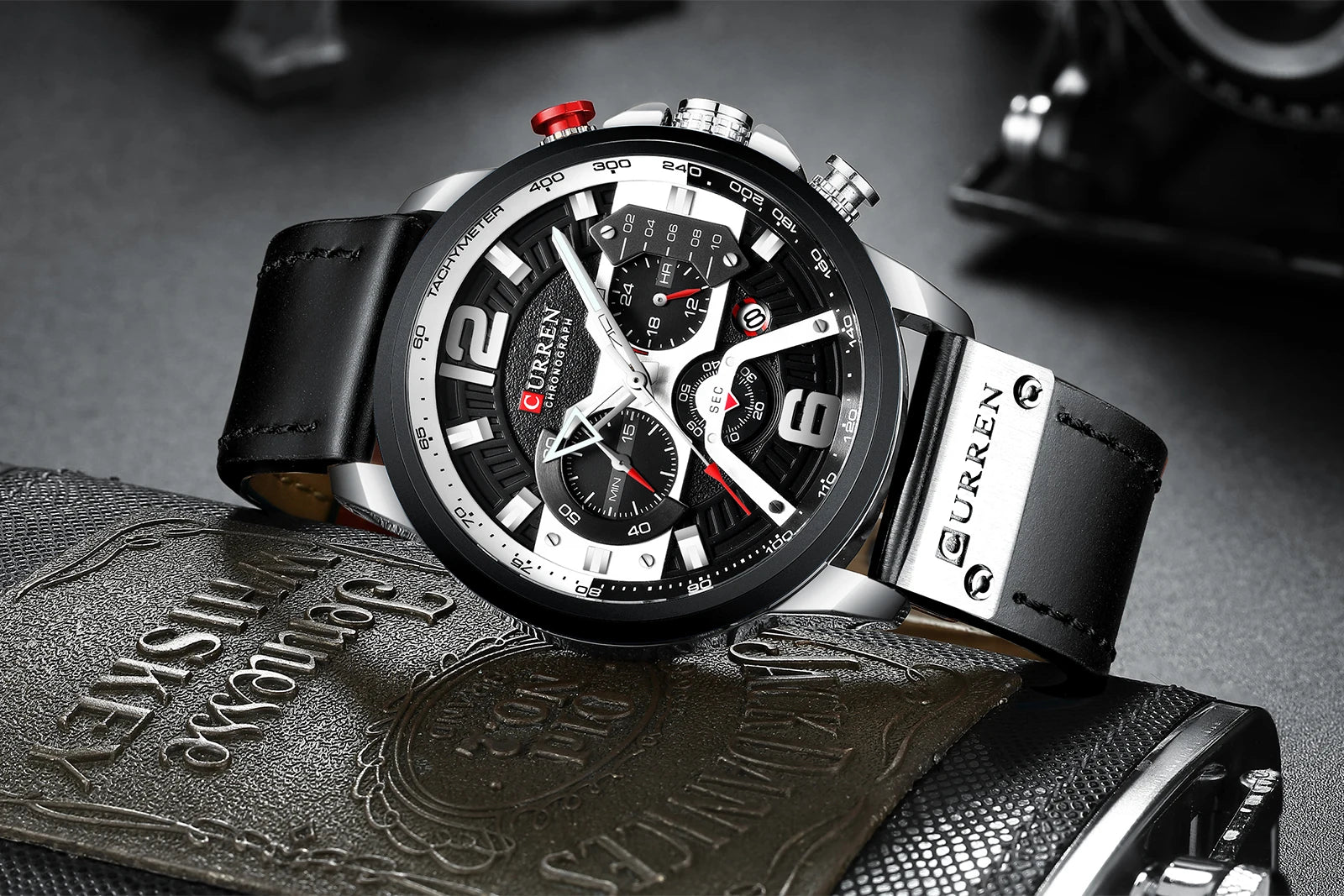 Curren 8329 Cronógrafo de Cuero